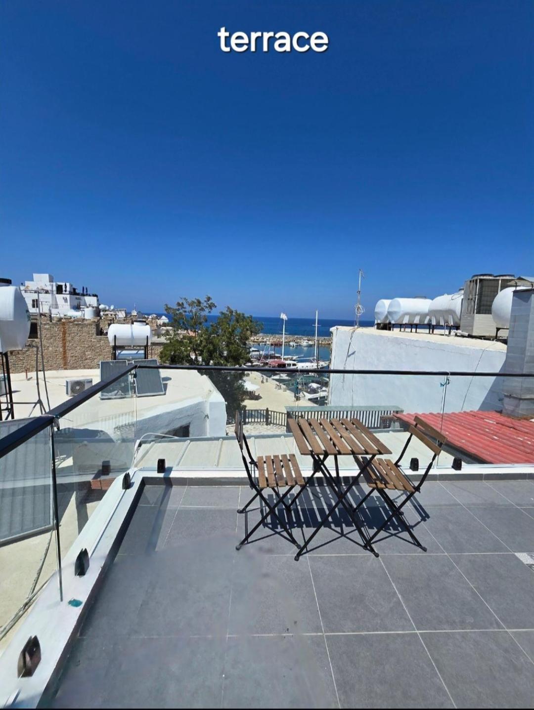 Cyprus Harbour Suites Girne Buitenkant foto